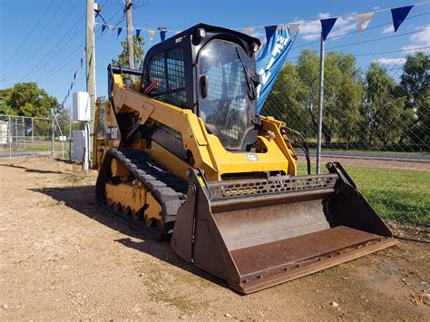 1 cat skid steer copoulers|286.